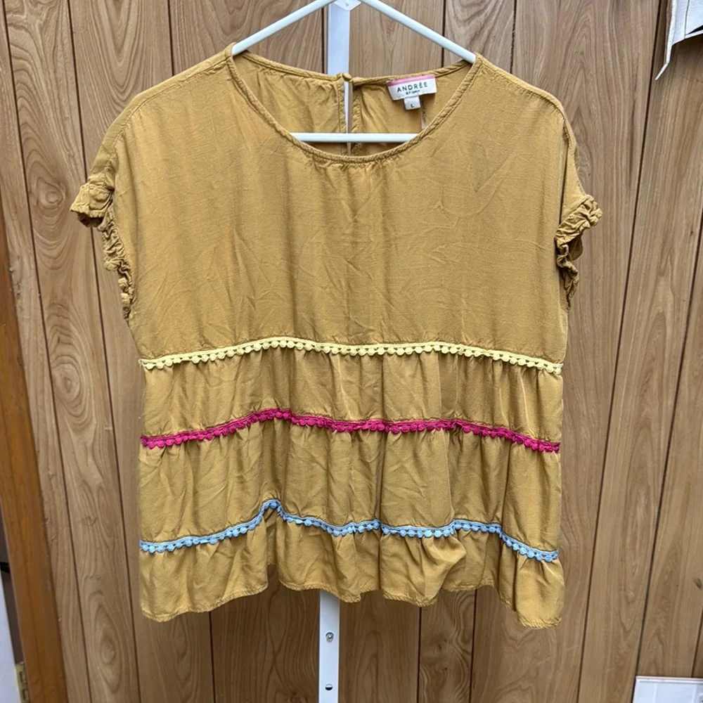 Andree by Unit Mustard Pom-Pom Trim Top Size Large